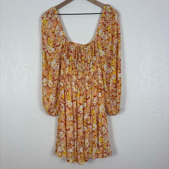L Space Cassidy Floral Mini Dress in What In Carnation NWT Size Medium - Picture 3 of 5